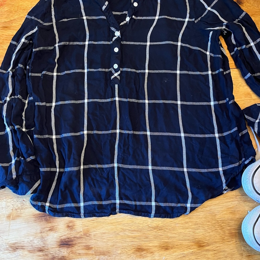 Talbots shirt - Picture 2 of 3